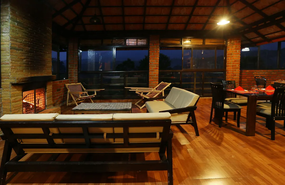 Girassol Serviced Villa-1